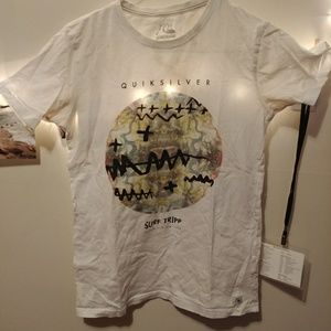 QUIKSILVER TSHIRT SURF TRIPP SIZE SMALL